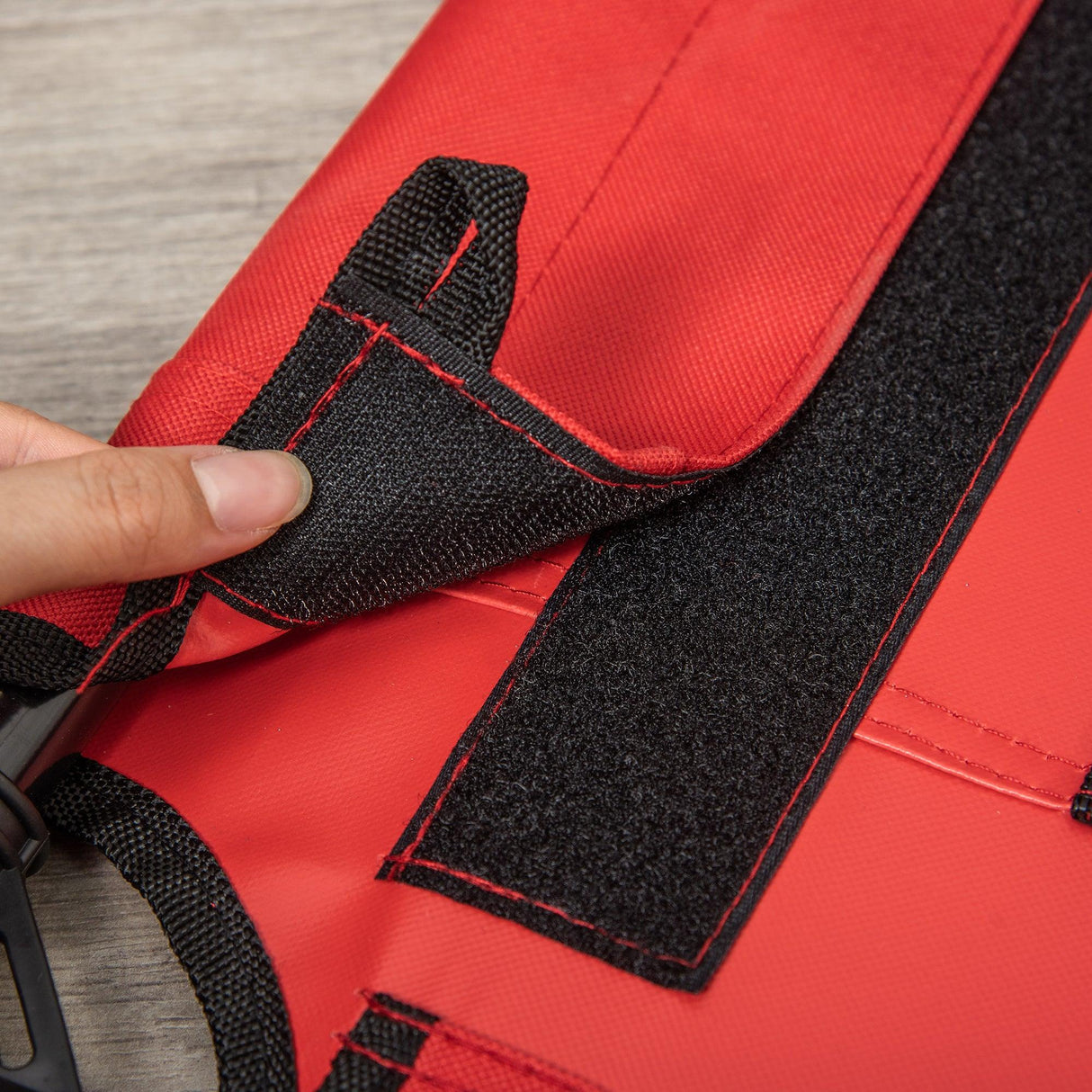 Strong & Resilient Metal Lifted Cat Bed, 76L x 61W x 18H cm - Cat Beds - Purr Wish